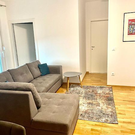 Apartment Diana Zara Parking Free Экстерьер фото